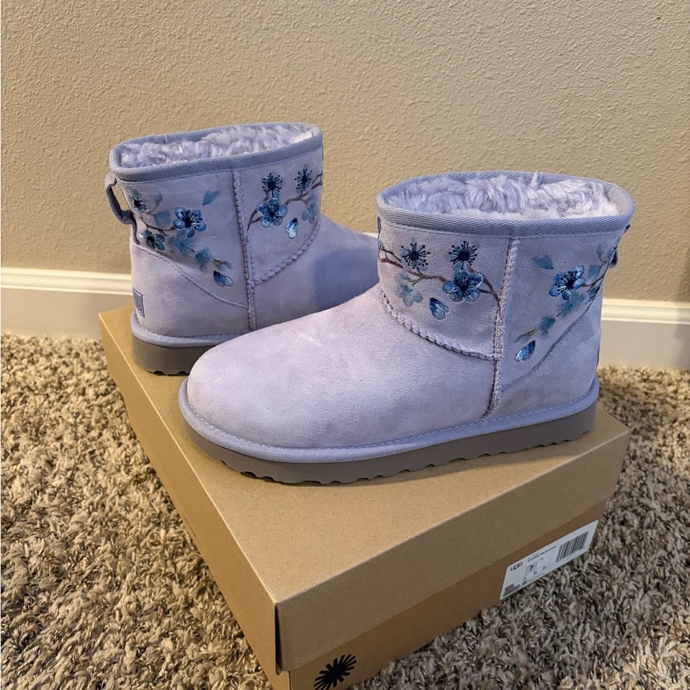 UGG Boots - Lavender with Blue Embroidery
